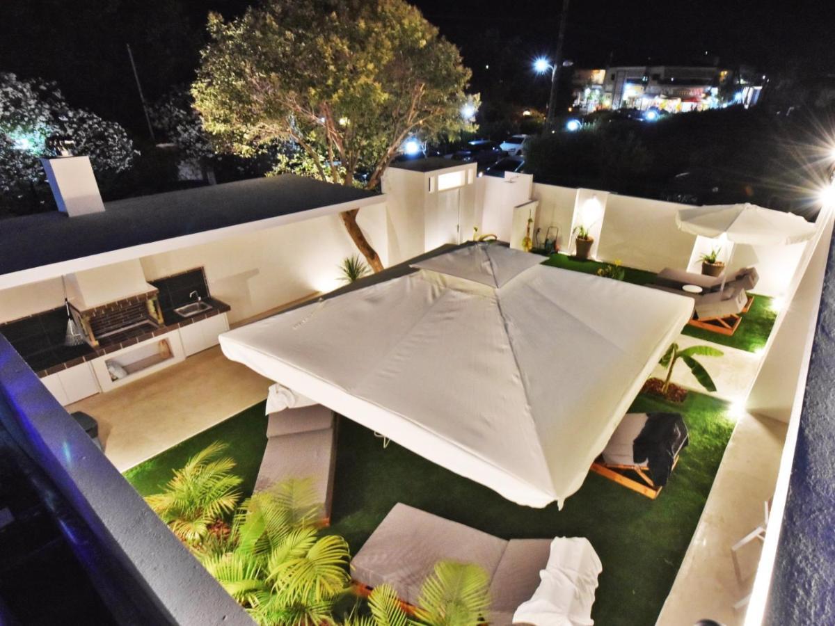 4 Elements Seaside Luxury Suites By Rentalspro Services Nea Moudania Halkidiki Екстер'єр фото