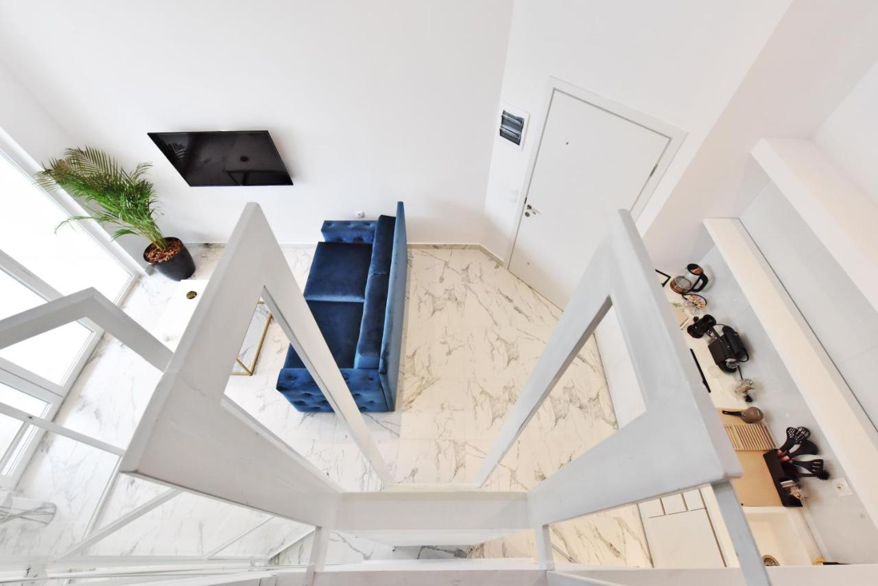 4 Elements Seaside Luxury Suites By Rentalspro Services Nea Moudania Halkidiki Екстер'єр фото